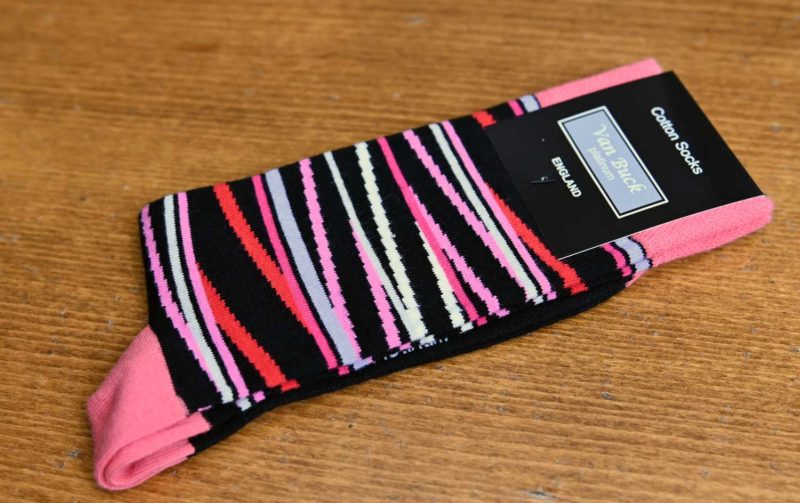 Van Buck english cotton socks pink stripes on black