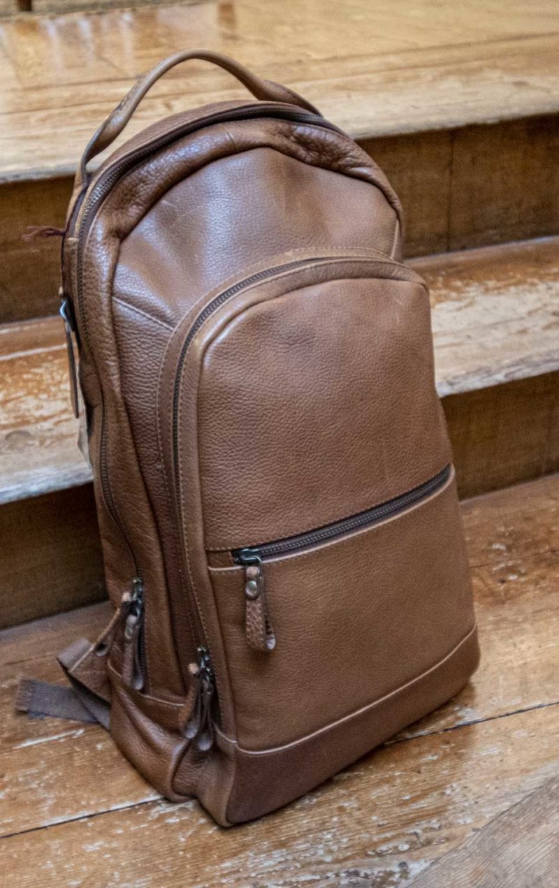 Ashwood leather large rucksack in honey soft luxurious leather.