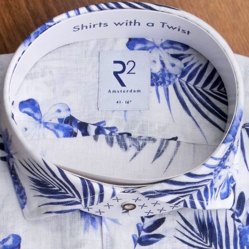R2 shirt with blue pineapple palms on white