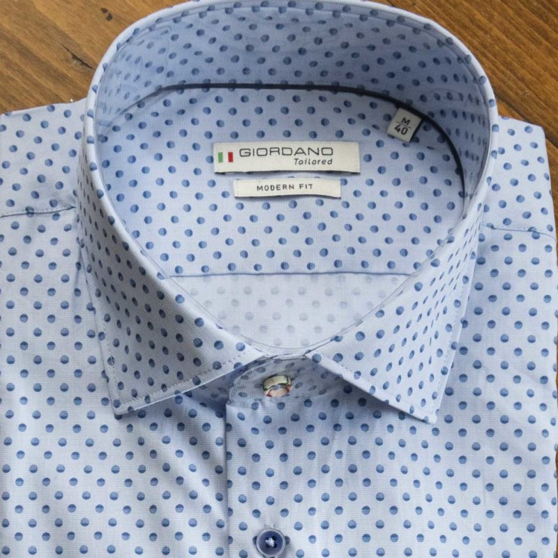 Giordano shirt pale blue with small blue polka dots