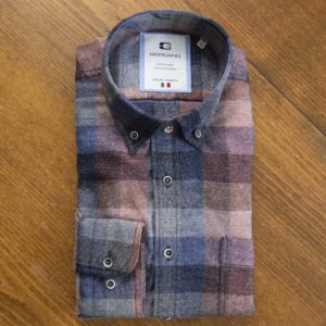 Giordano shirt soft red and blue check