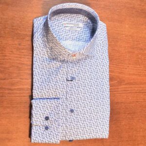 Giordano white shirt with tiny grey black and blue interlocking shapes
