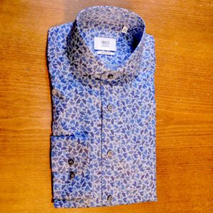 Eterna blue shirt with blue leaves and foliage