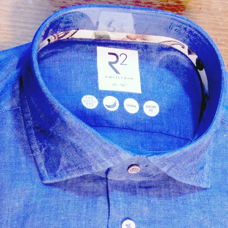 R2 blue linen shirt with blue stitching details