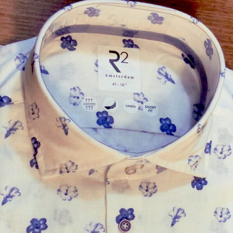 R2 white linen shirt with small blue flowers