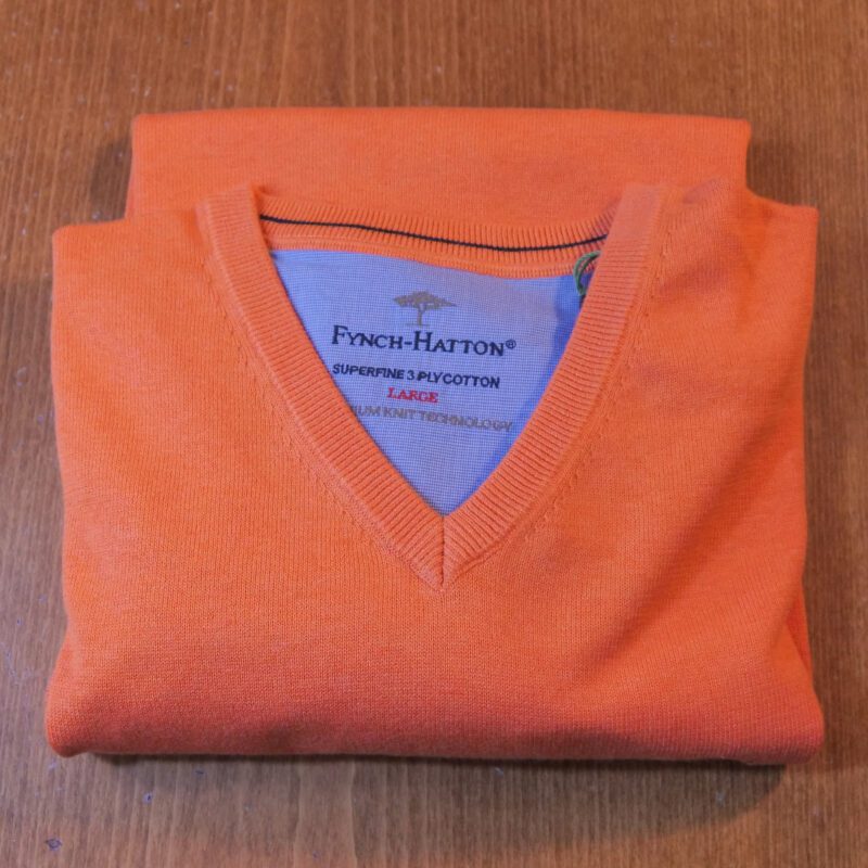 Fynch-Hatton v neck in tangerine premium cotton, great for spring and summer evenings