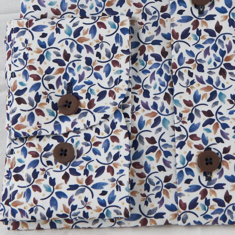 Eden Valley white shirt with small foliage in blues and browns from Gabucci Bath