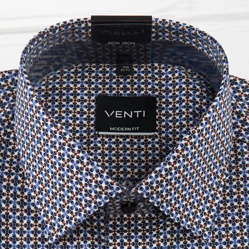 Venti white shirt with small blue grey and brown interlocking circles from Gabucci Bath