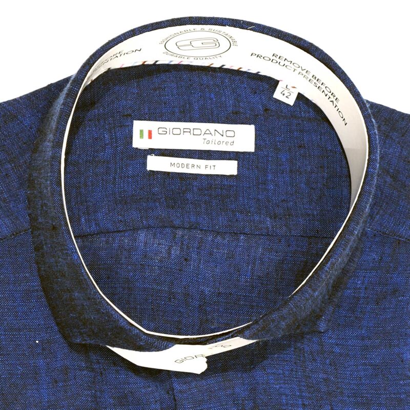 Giordano dark blue short sleeved shirt from Gabucci Bath.
