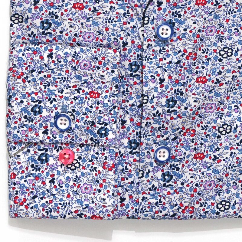 R2 shirt with small blue red and lilac flowers from Gabucci Bath.