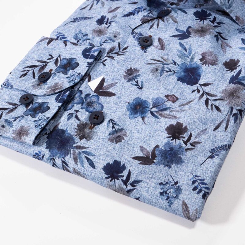 Eden Valley blue shirt with large flowers in blue and brown from Gabucci Bath