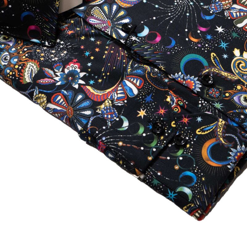 Giordano black shirt with colourful exotic aliens