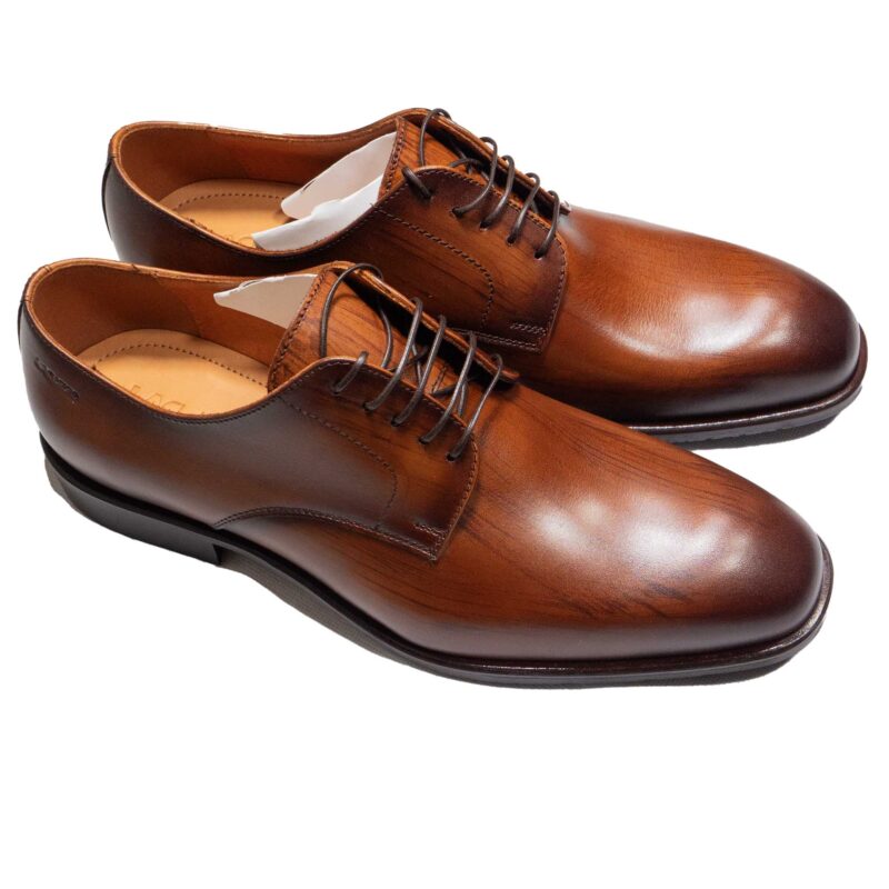 Lacuzzo, brown leather  lace up. A stylish take on a traditional style. From Gabucci Bath