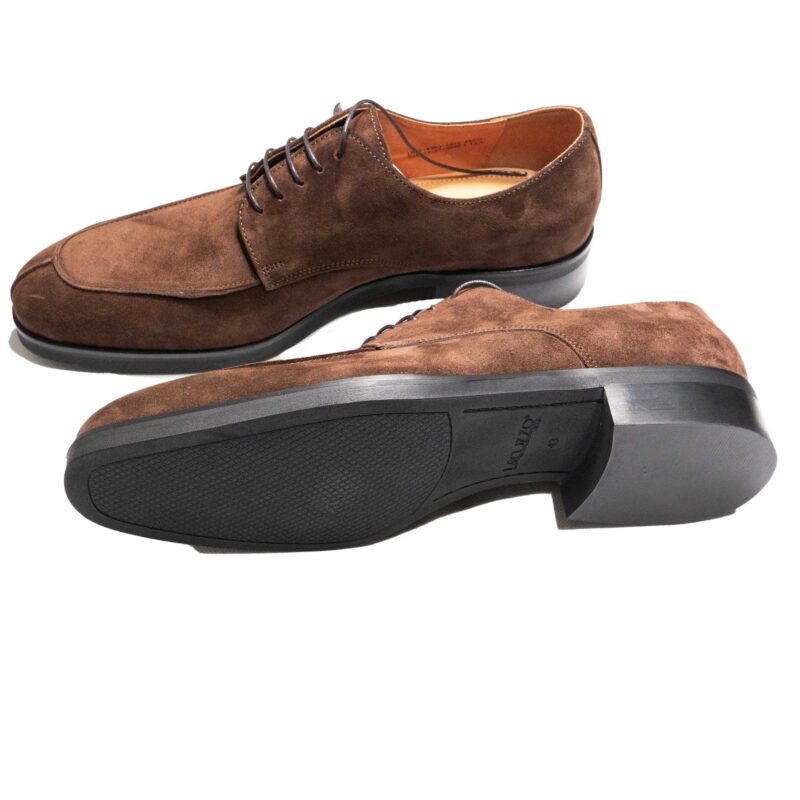 Lacuzzo, brown suede leather  lace up. A stylish take on a traditional style. From Gabucci Bath