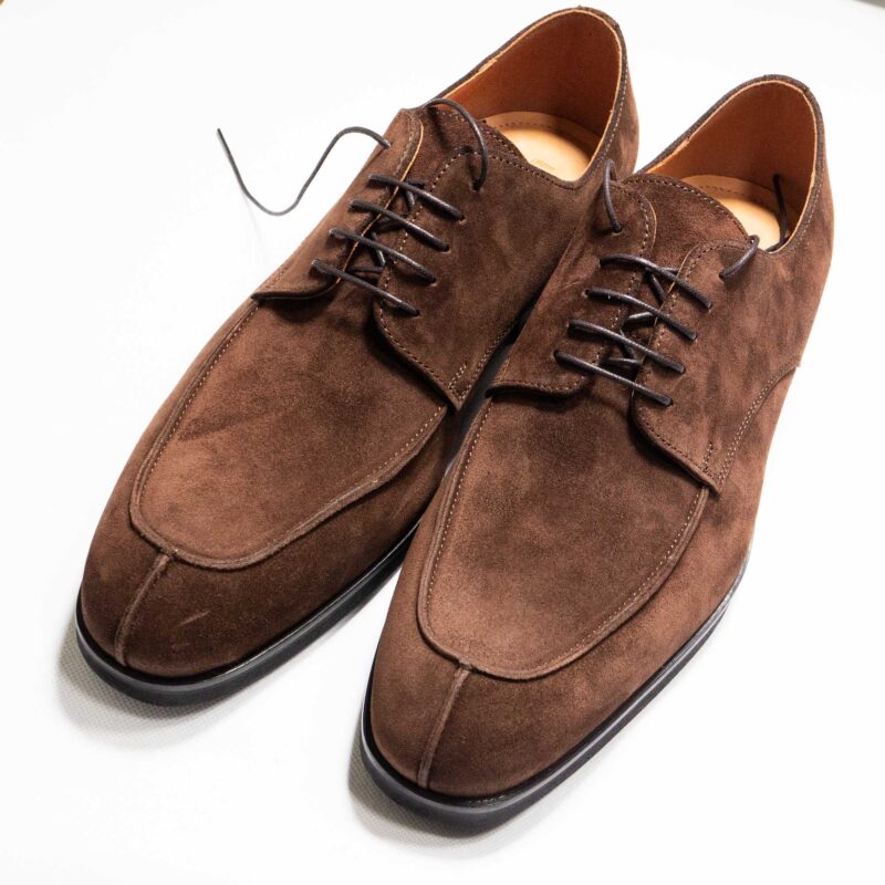 Lacuzzo, brown suede leather  lace up. A stylish take on a traditional style. From Gabucci Bath