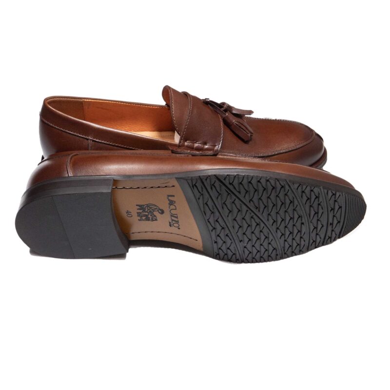 Lacuzzo, brown leather slip on with tassels from Gabucci Bath