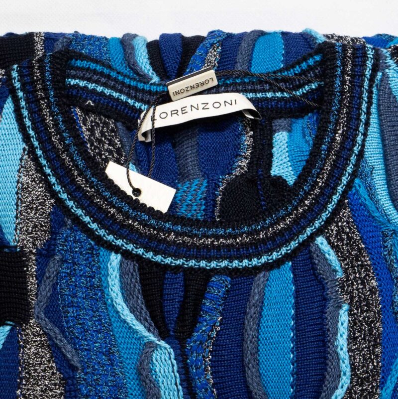 Lorenzoni jumper with classic 3d design in shades of blue, luxury Italian knitwear, beautifully designed and made. From Gabucci Bath.