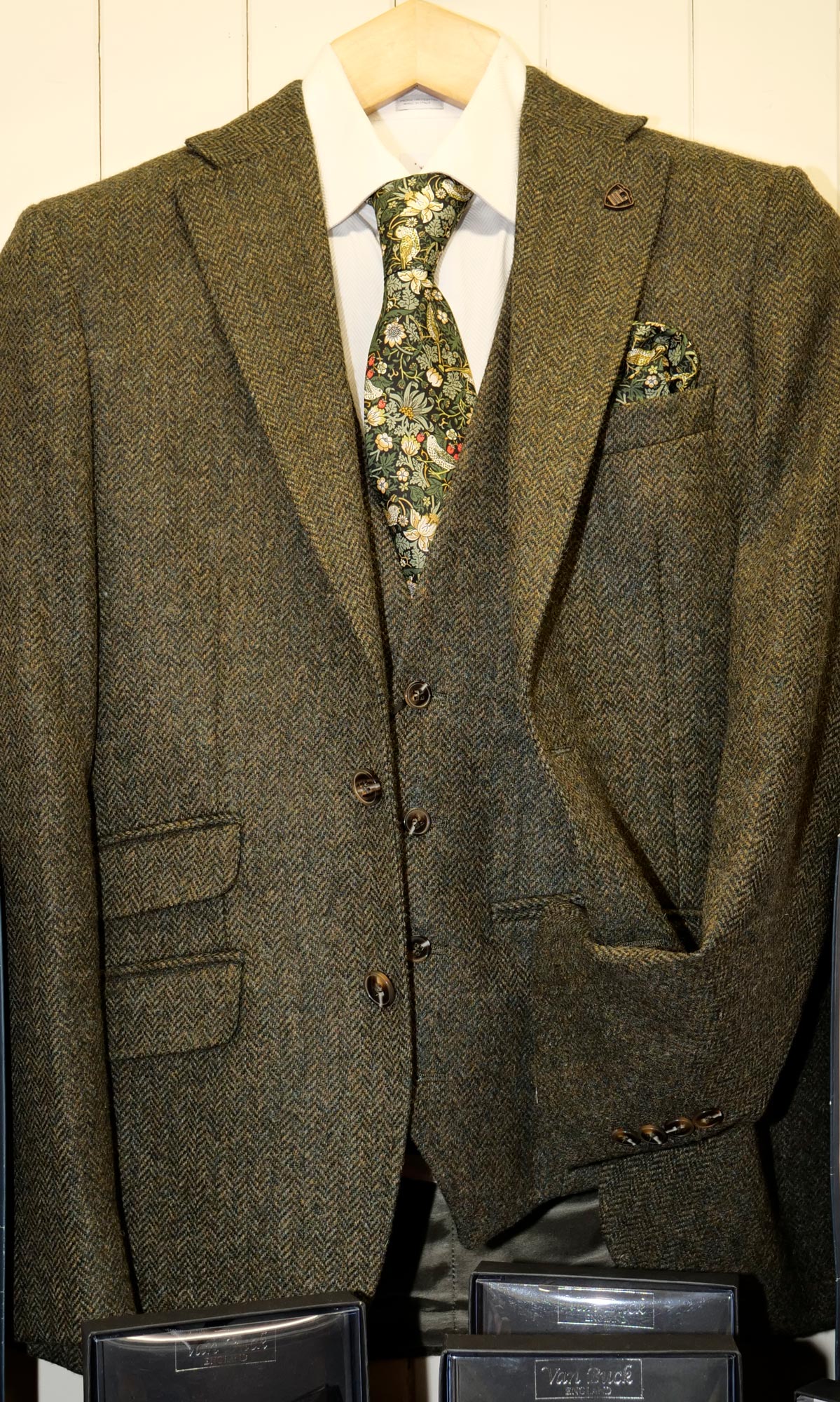 Jackets at Gabucci Menswear Bath